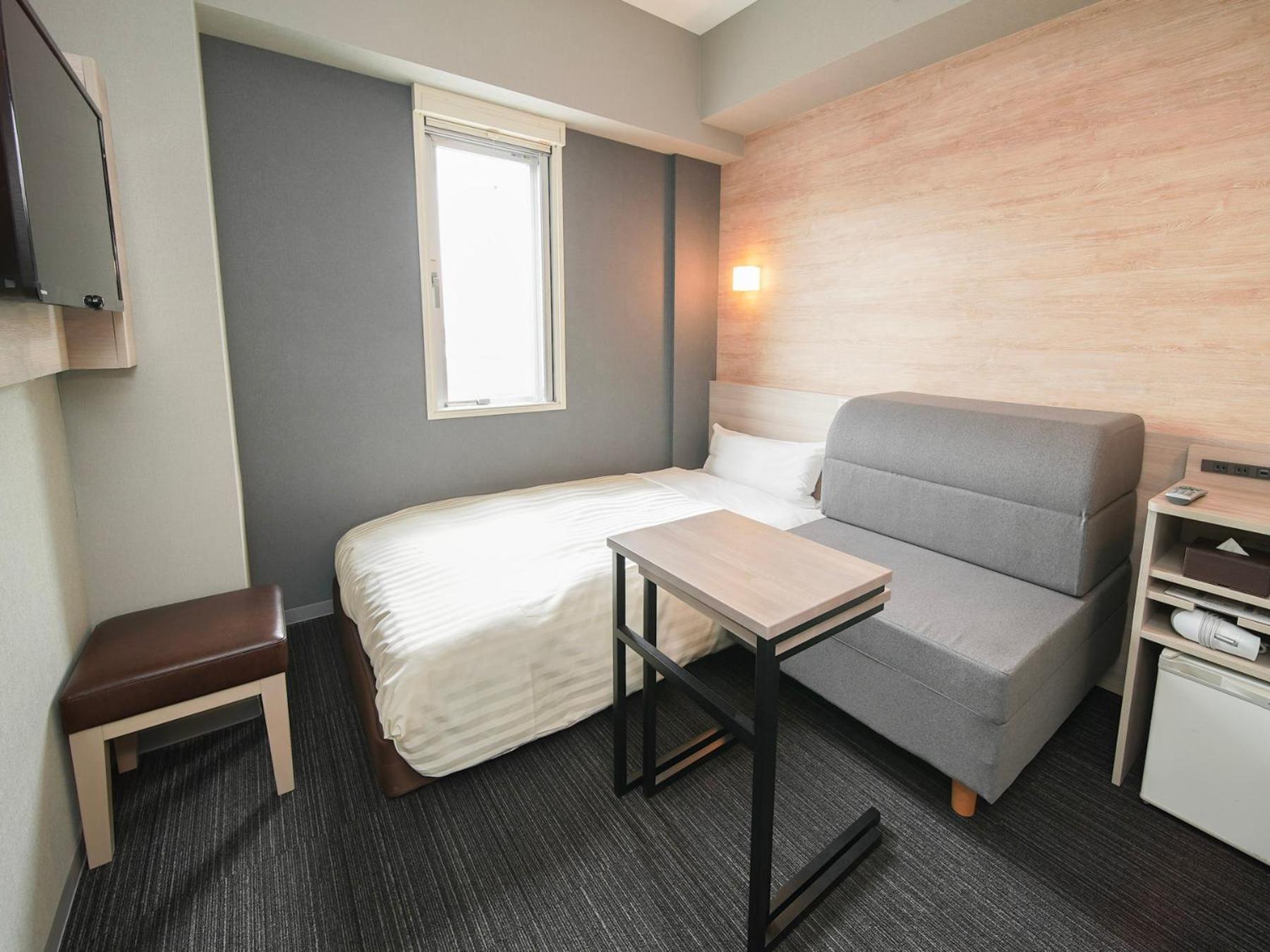 Super Hotel Kofu Showa Inter Buitenkant foto